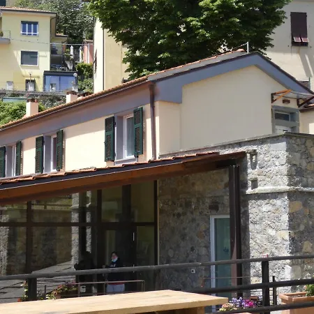 Sant'anna Hostal La Spezia