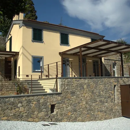 Sant'anna Hostel *